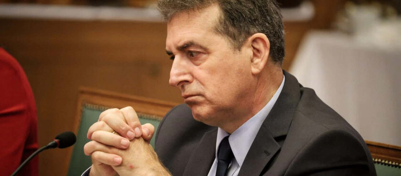 M. Χρυσοχοΐδης: «Οι Κυριακές στο ελληνικό ποδόσφαιρο πρέπει να γίνουν Τετάρτες»
